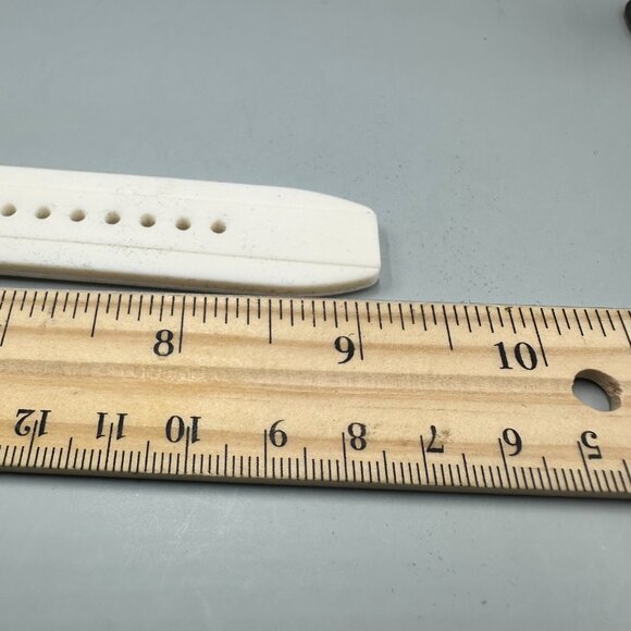 Ed Hardy Watch Women White Silver Floral Dial Silicone Band New Battery - Picture 14 of 16